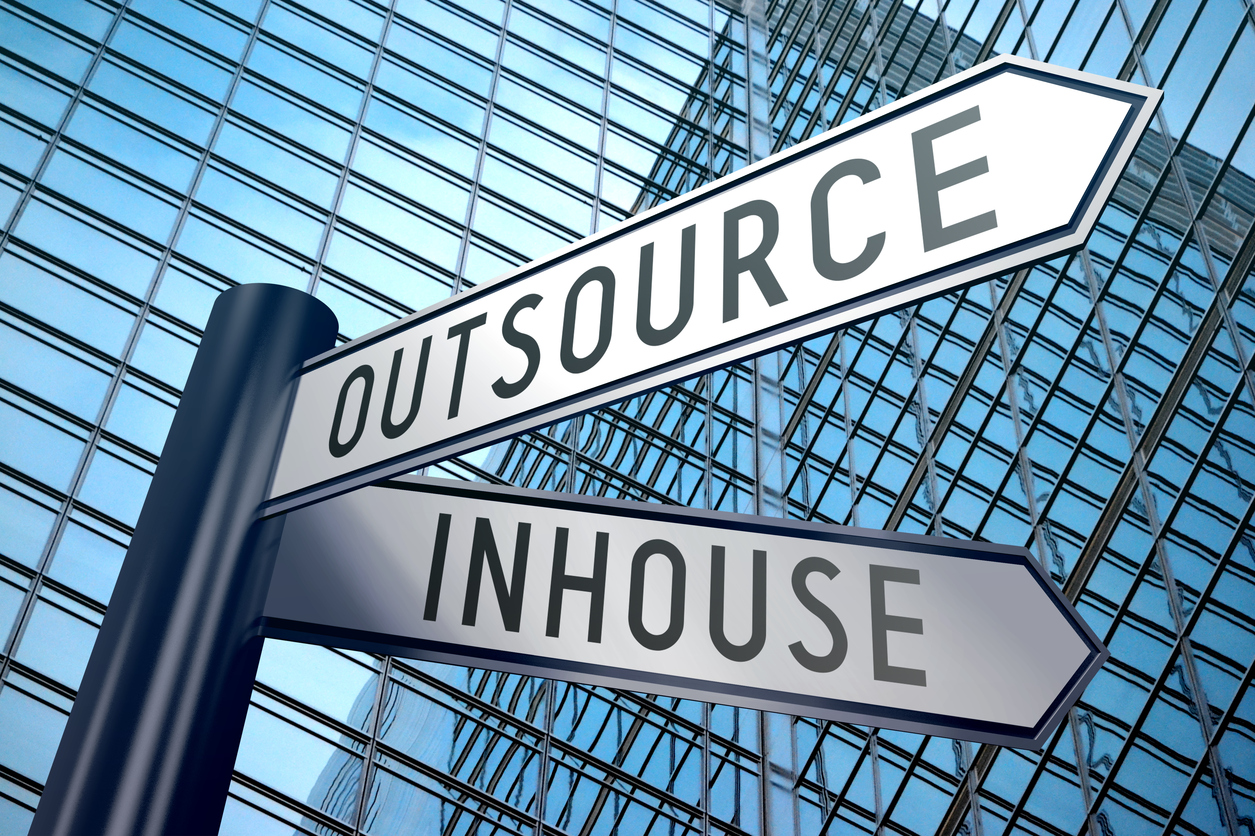 Outsourced Server Support: When Does It Make Sense for Digital Agencies?